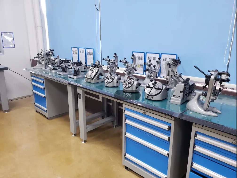 Metrology instruments